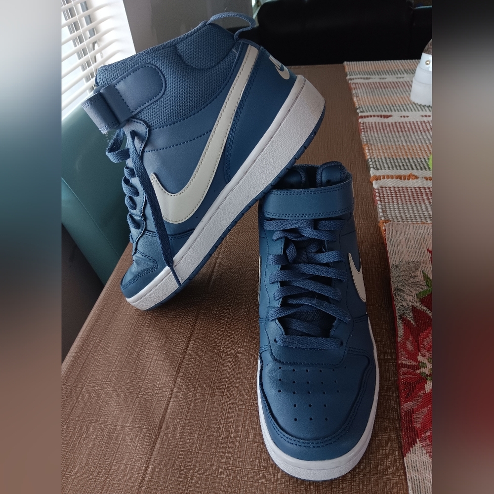 Nike Navy and White Athletic Shoes